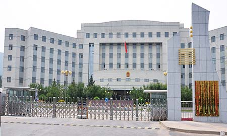張傢(jia)口市(shi)橋西區(qu)人(ren)民(mín)政府